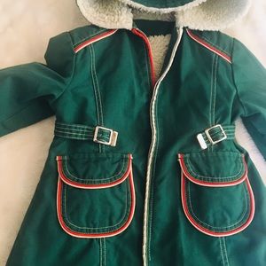 Adorable vintage coat!